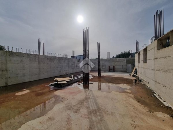 terreno agricolo in vendita a Canzano in zona Santa Lucia