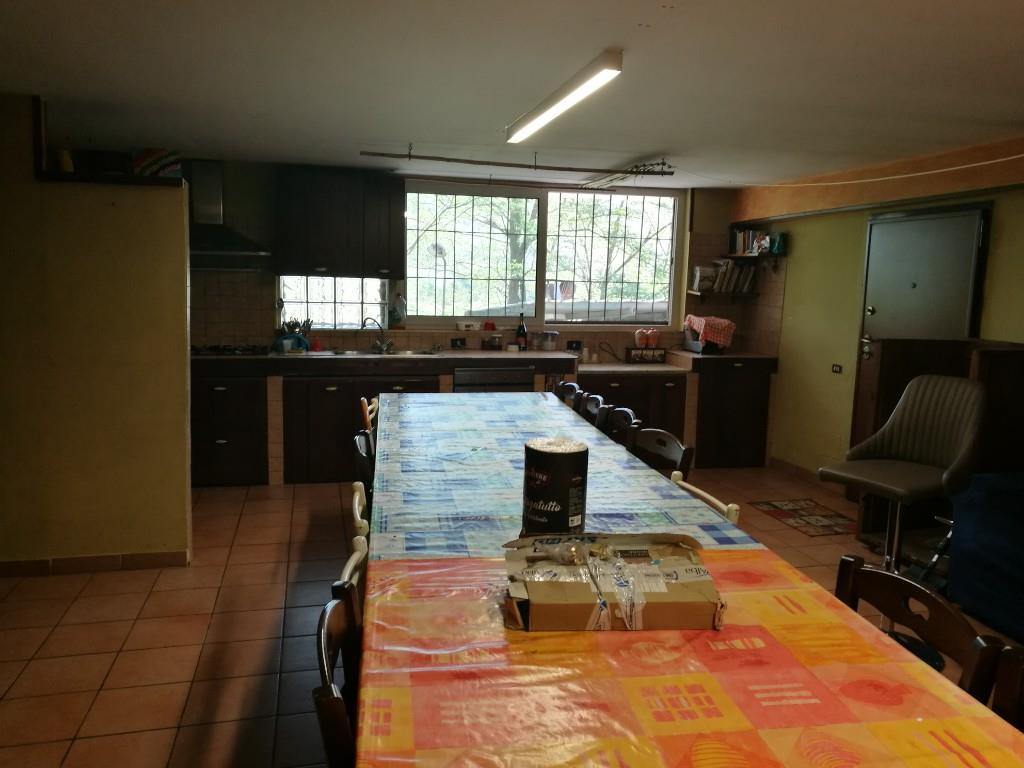 casa indipendente in vendita a Canzano