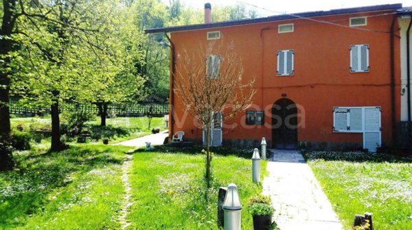 casa indipendente in vendita a Castel Castagna