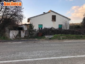 casa indipendente in vendita a Castellalto