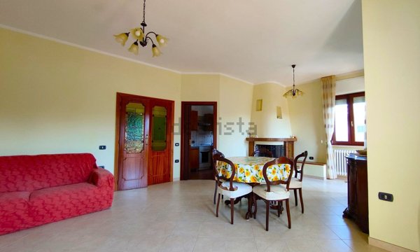 appartamento in vendita a Castellalto in zona Villa Torre