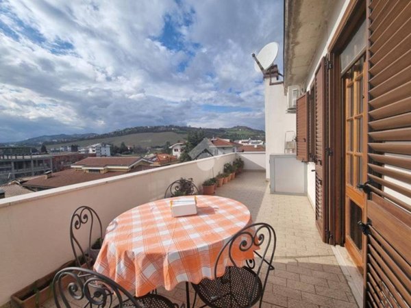 appartamento in vendita a Castellalto in zona Castelnuovo Vomano