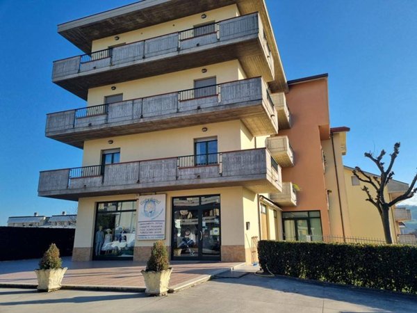 appartamento in vendita a Castellalto in zona Castelnuovo Vomano