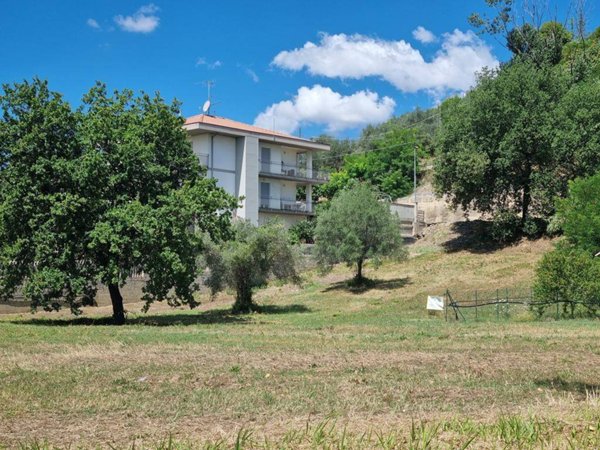 terreno edificabile in vendita a Castellalto in zona Castelnuovo Vomano