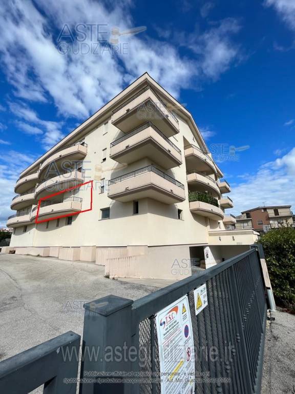 appartamento in vendita a Castellalto in zona Castelnuovo Vomano
