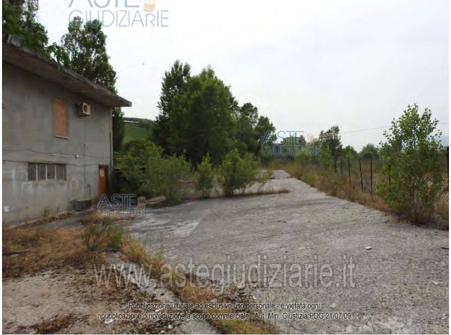 appartamento in vendita a Castellalto in zona Casemolino