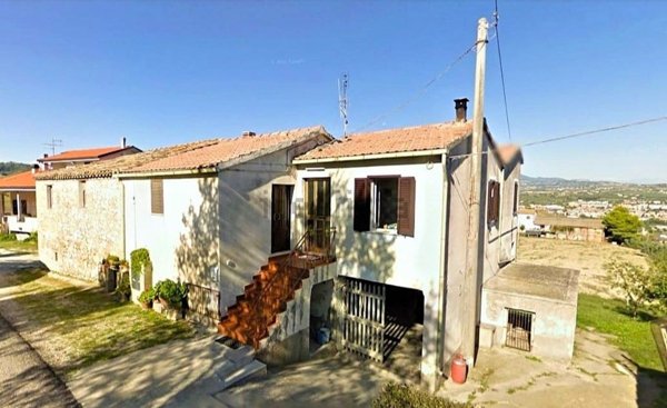 appartamento in vendita a Castellalto