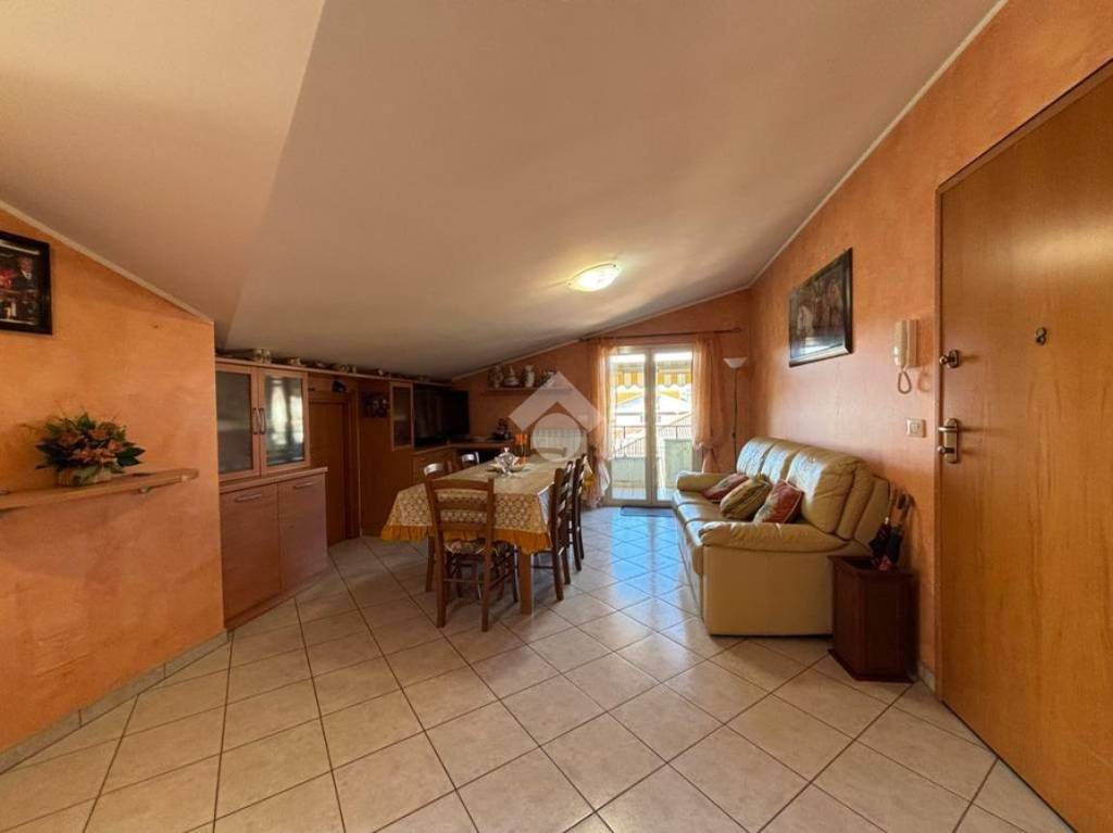 appartamento in vendita a Castellalto in zona Castelnuovo Vomano