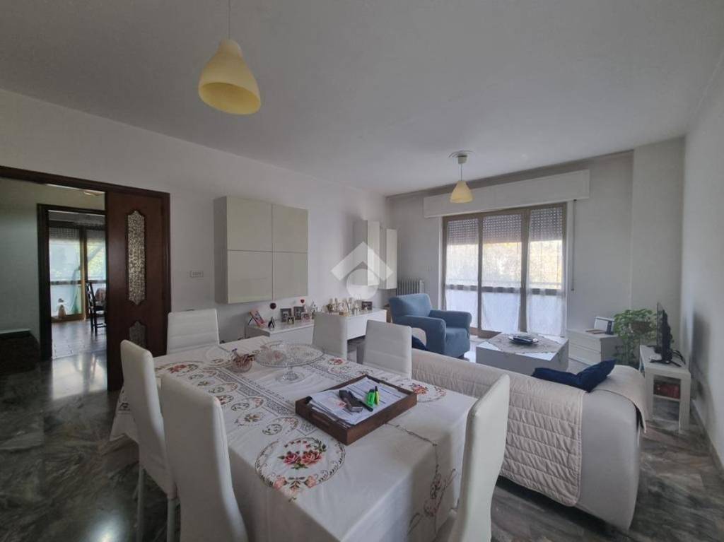 appartamento in vendita a Castellalto in zona Castelnuovo Vomano