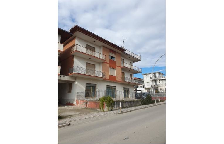 appartamento in vendita a Castellalto in zona Castelnuovo Vomano