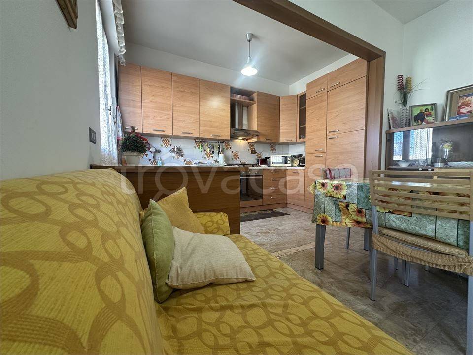 appartamento in vendita a Castellalto in zona Castelnuovo Vomano