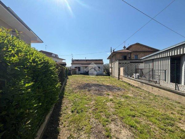 casa indipendente in vendita a Castellalto in zona Castelnuovo Vomano