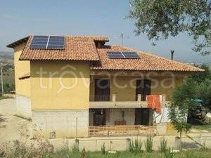 casa indipendente in vendita a Castellalto in zona Santa Lucia
