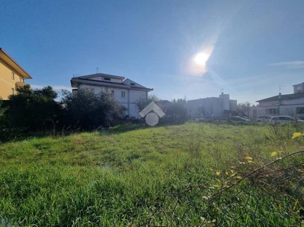 casa indipendente in vendita a Castellalto in zona Castelnuovo Vomano