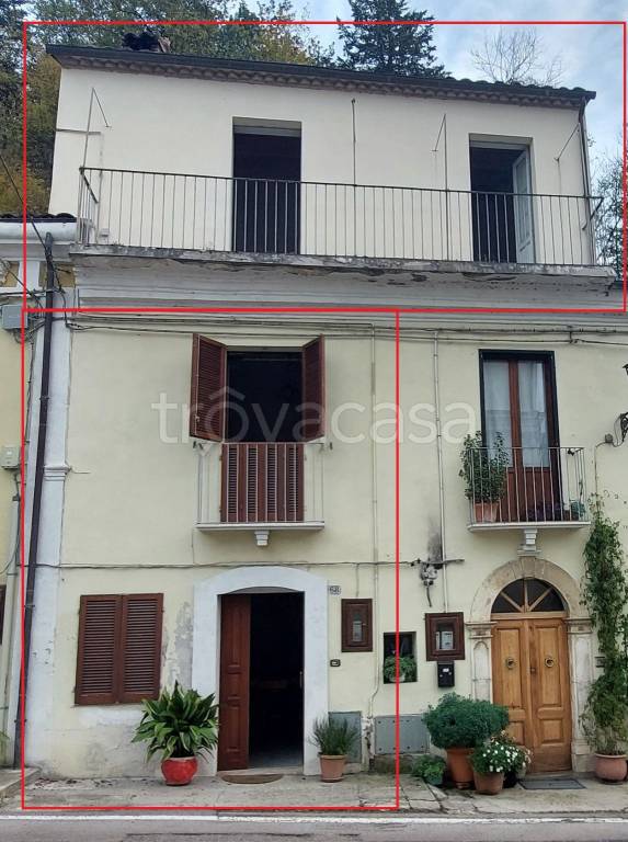 casa indipendente in vendita a Castelli