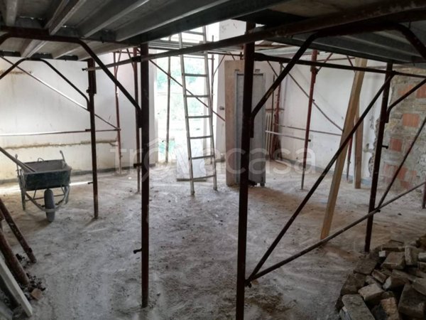 appartamento in vendita a Castelli