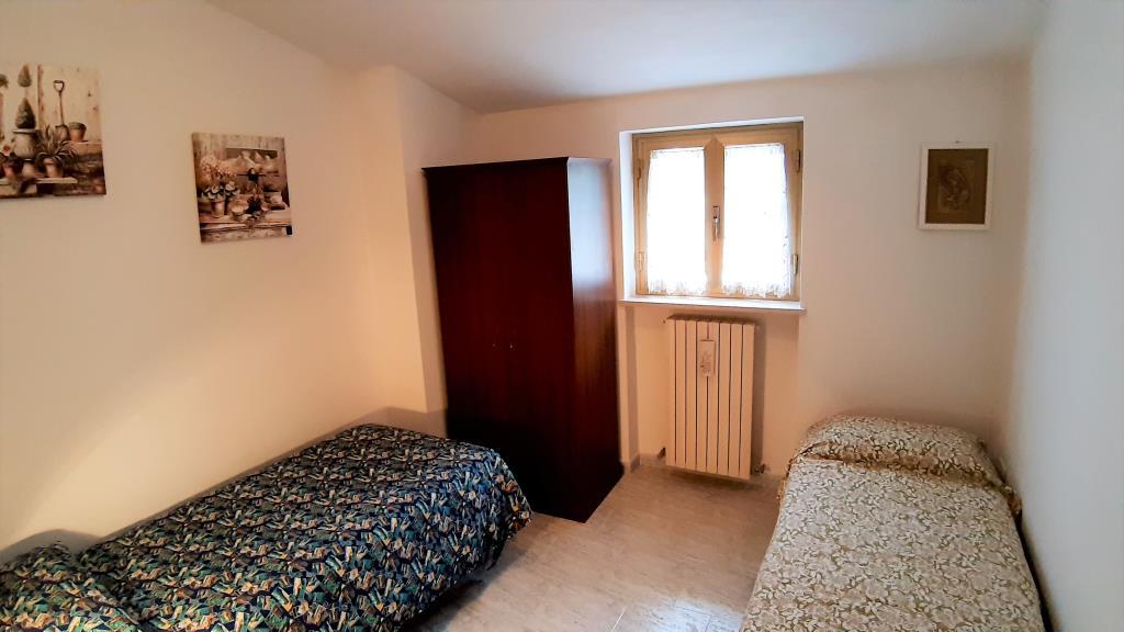 casa indipendente in vendita a Castelli