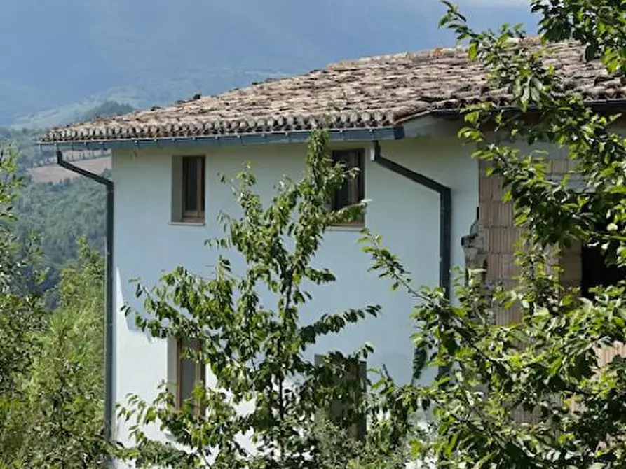 casa indipendente in vendita a Castelli
