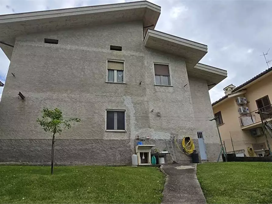 casa indipendente in vendita a Castelli