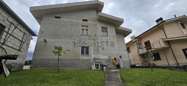 casa indipendente in vendita a Castelli