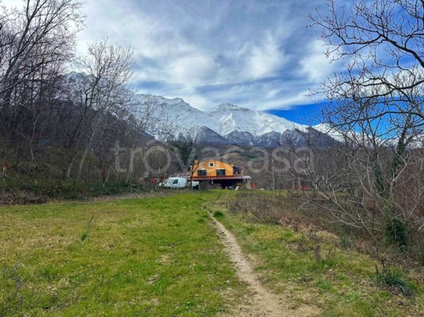 casa indipendente in vendita a Castelli