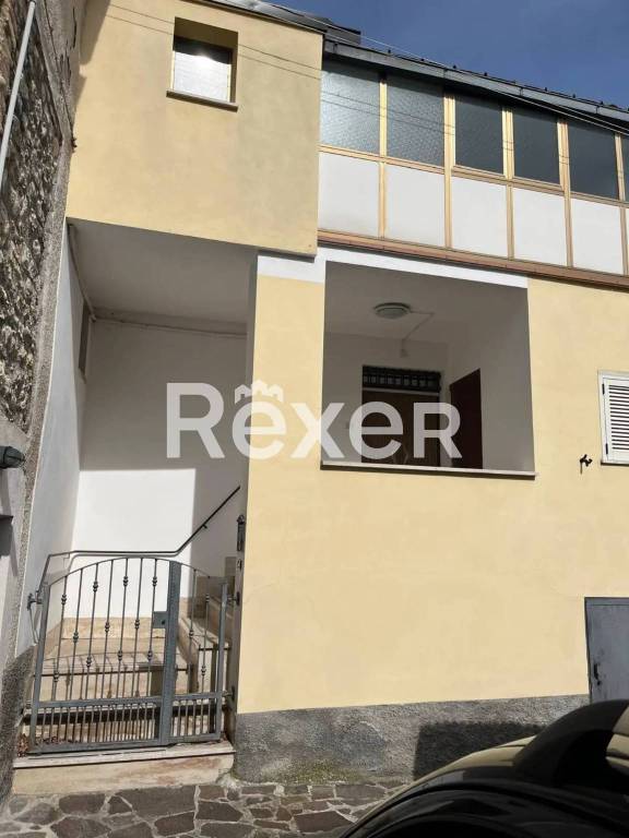 casa indipendente in vendita a Castelli