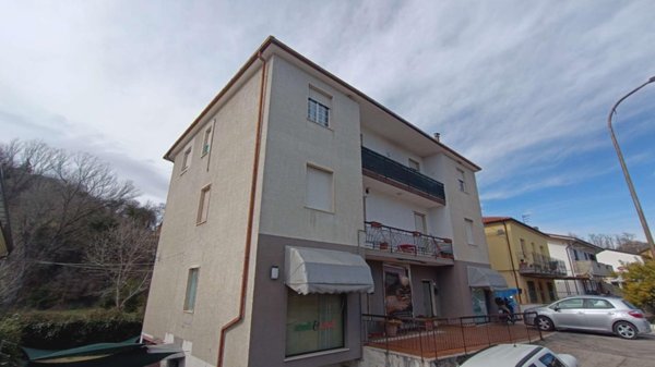 appartamento in vendita a Castiglione Messer Raimondo in zona Cesi