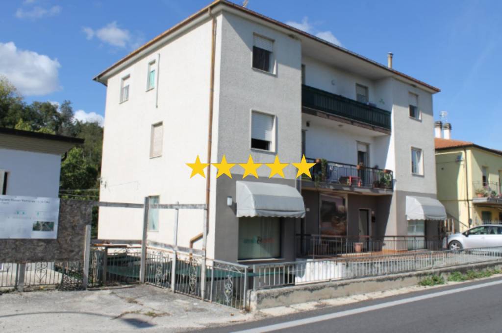 appartamento in vendita a Castiglione Messer Raimondo in zona Cesi