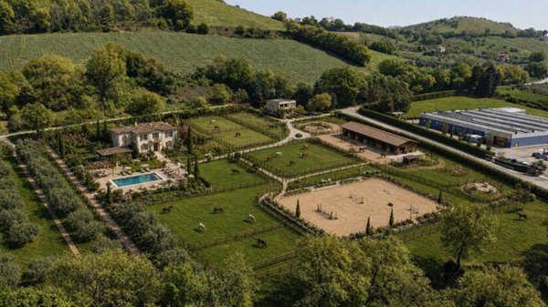 casa indipendente in vendita a Castiglione Messer Raimondo in zona Cesi