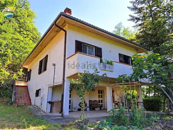 casa indipendente in vendita a Castiglione Messer Raimondo in zona Appignano