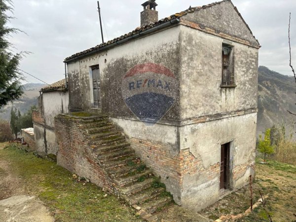 casa indipendente in vendita a Castilenti