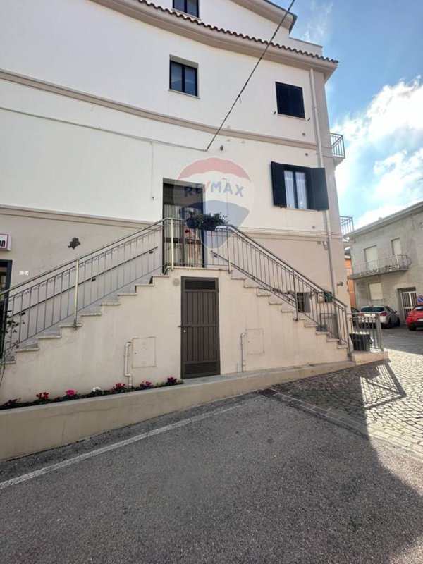 casa indipendente in vendita a Castilenti
