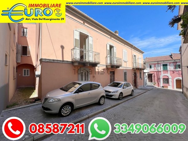 casa indipendente in vendita a Castilenti