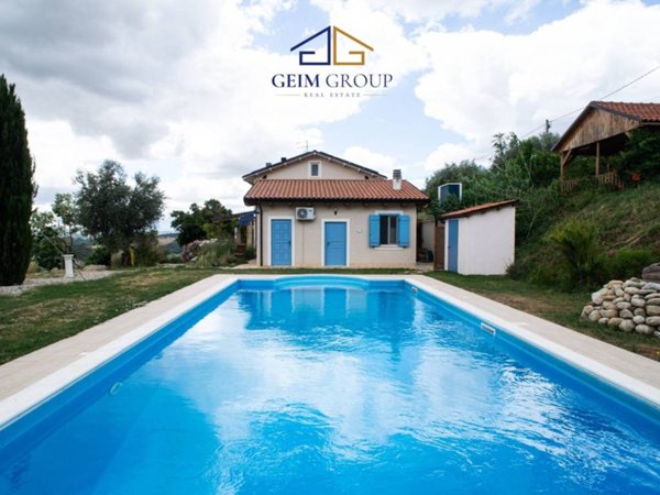 casa indipendente in vendita a Castilenti in zona Vicenne