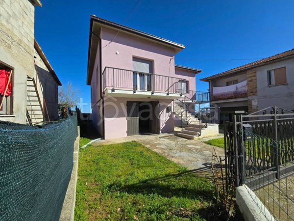 casa indipendente in vendita a Castilenti