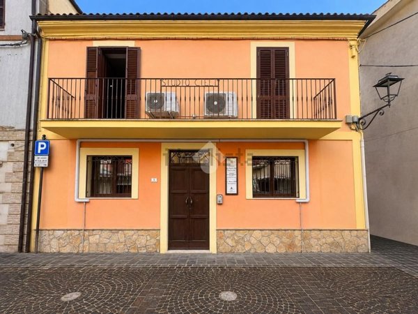 casa semindipendente in vendita a Castilenti