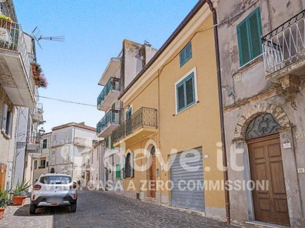 casa indipendente in vendita a Castilenti