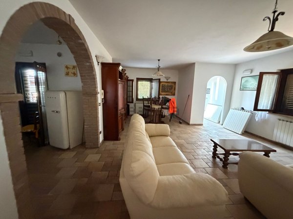 casa indipendente in vendita a Castilenti