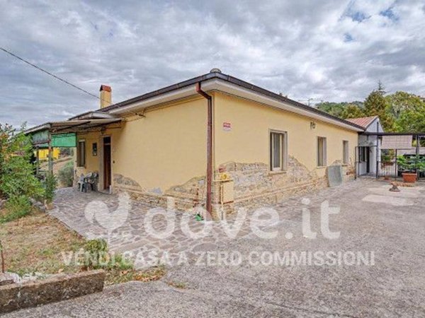 casa indipendente in vendita a Castilenti