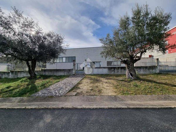 appartamento in vendita a Cellino Attanasio in zona Stampalone