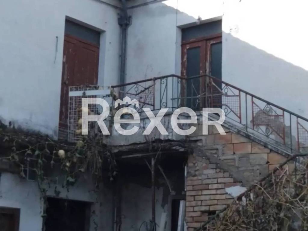 appartamento in vendita a Cellino Attanasio