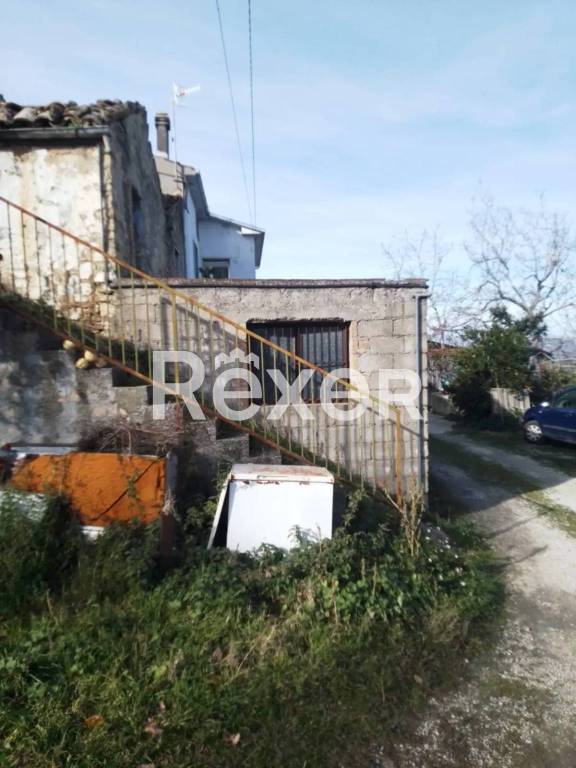 appartamento in vendita a Cellino Attanasio