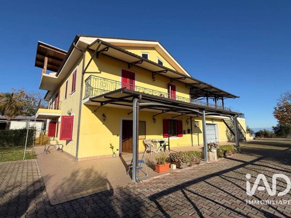 casa indipendente in vendita a Cellino Attanasio