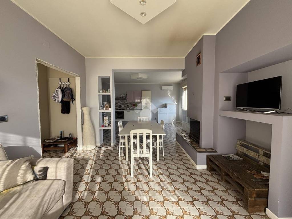 casa indipendente in vendita a Cellino Attanasio