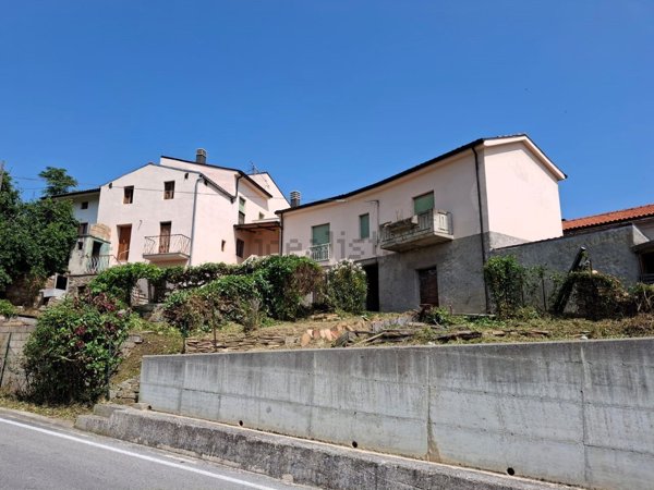 casa indipendente in vendita a Cermignano in zona Poggio delle Rose