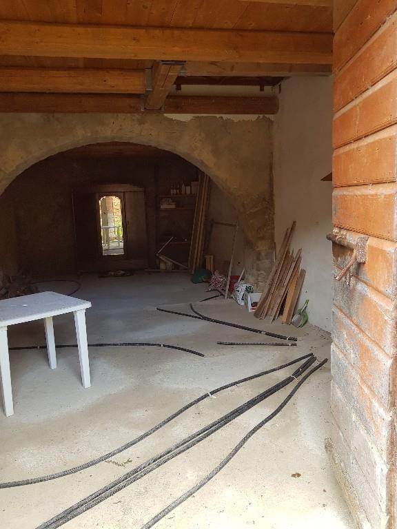 casa indipendente in vendita a Cermignano in zona Saputelli