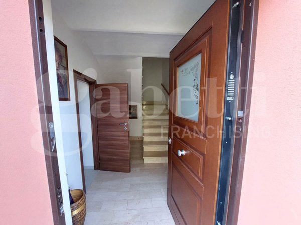 appartamento in vendita a Civitella del Tronto