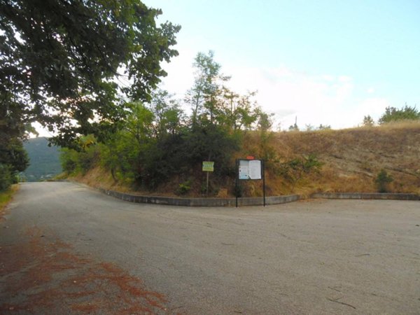terreno edificabile in vendita a Civitella del Tronto