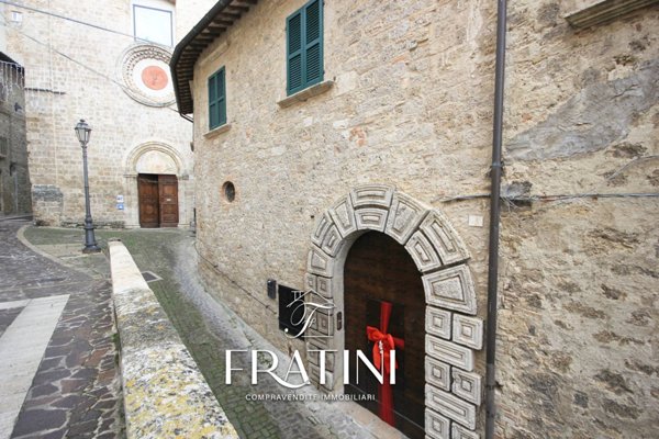appartamento in vendita a Civitella del Tronto
