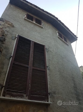 casa indipendente in vendita a Civitella del Tronto
